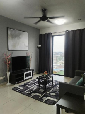 THE FAMILY HOMESTAY@UNIV360 PLACE,SERDANG